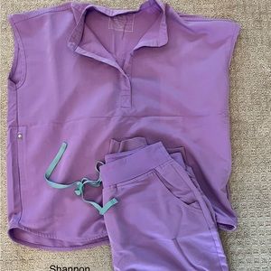 Figs Lavender Scrub set